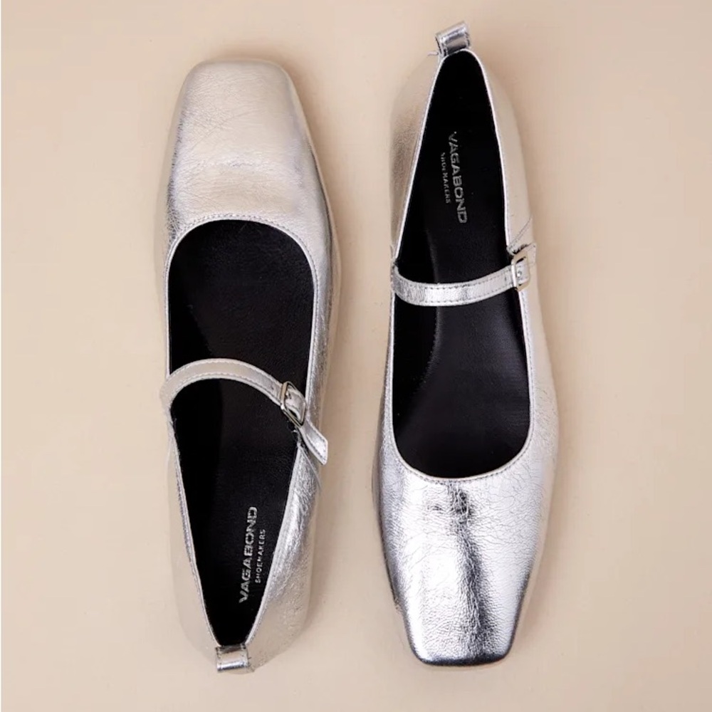 NWT Vagabond Delia Mary Jane Flats in Silver - Picture 3 of 8